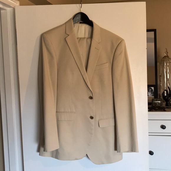 Kenneth Cole Other - Kenneth Cole ivory cotton suit (38 R 32x32 pants)